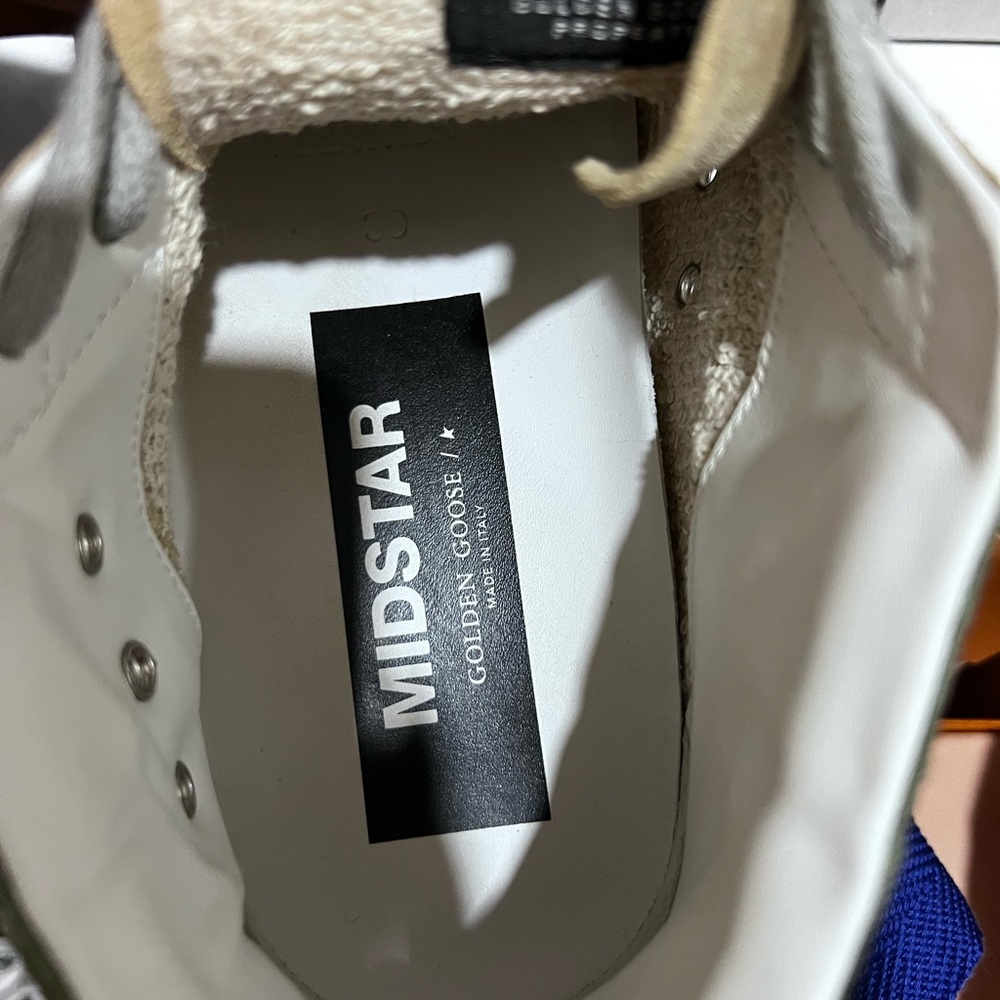 Golden Goose - Picture 3 of 3